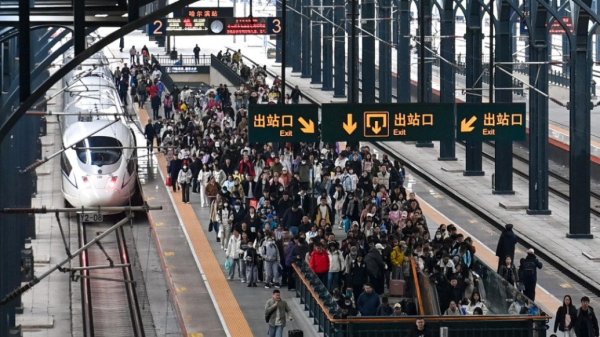 线上配资炒股 全国铁路旅客发送量连续3天同比增幅超10%，今日预计发送1800万人次